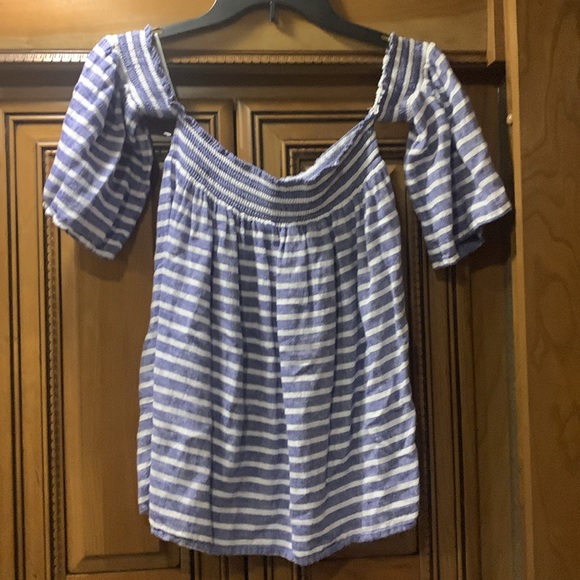 NWOT Rails Isabelle Off Shoulder Top in Parisian Blue Size Large - Picture 8 of 11